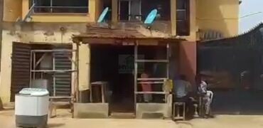 Massive 14 Bedroom Block of Flats with C of O