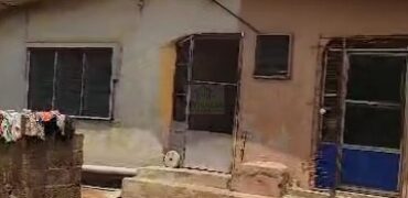 Solid 6 Units of Mini Flats & Room Self